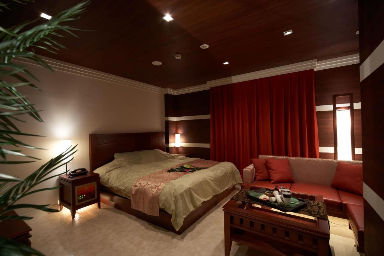 Le Ciel Spa & Resort (Adults Only) Цуруґашіма Екстер'єр фото